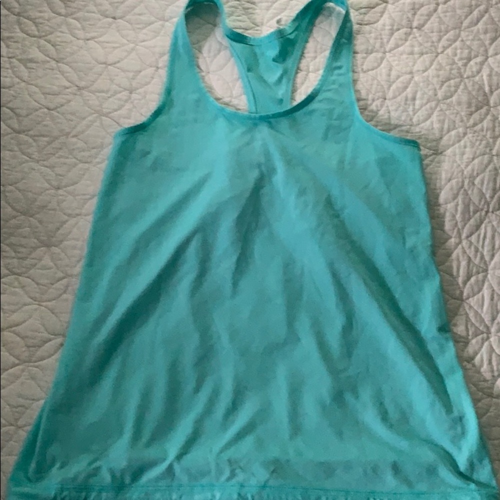 Under Armour Heat Gear tank size small.